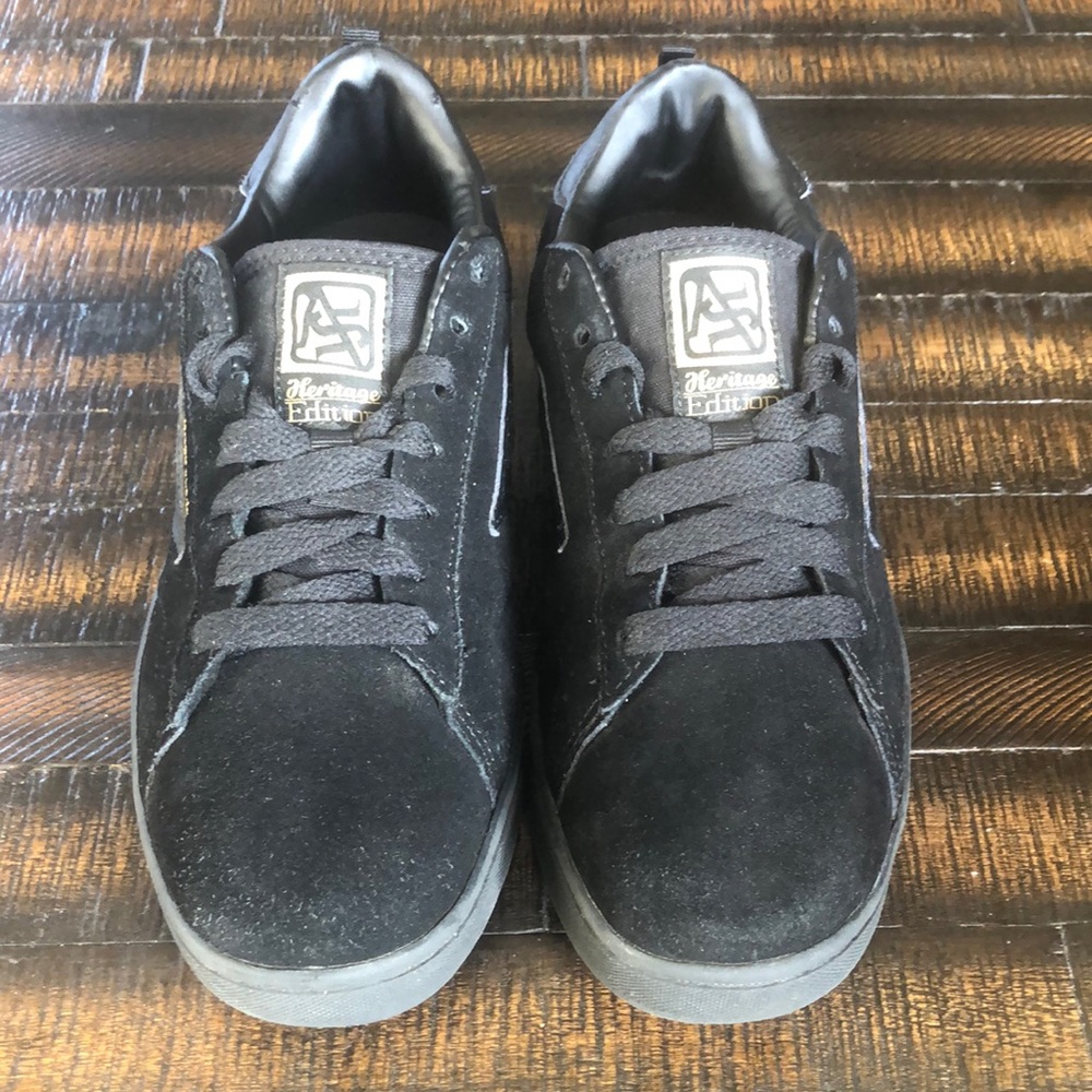 Airspeed Skateboarding Sneakers